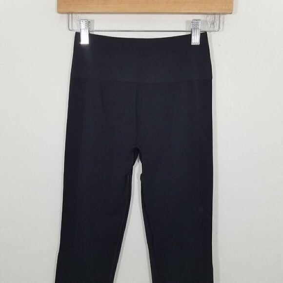 Like New Alphalete Amplify Crushed Black Leggings - Picture 4 of 7